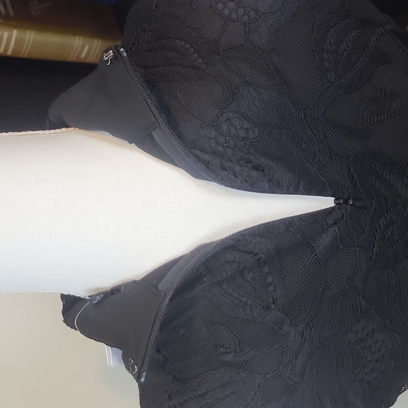 GUESS Black Agnes Mock Neck Cutout Sleeveless Lace Overlay Top - Picture 8 of 14